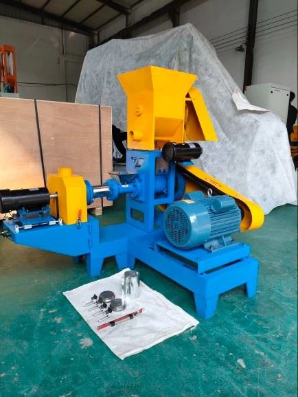 Extruder Machine With Spare Parts