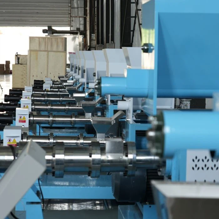 High Quality Floating Fish Extruder Machine factory